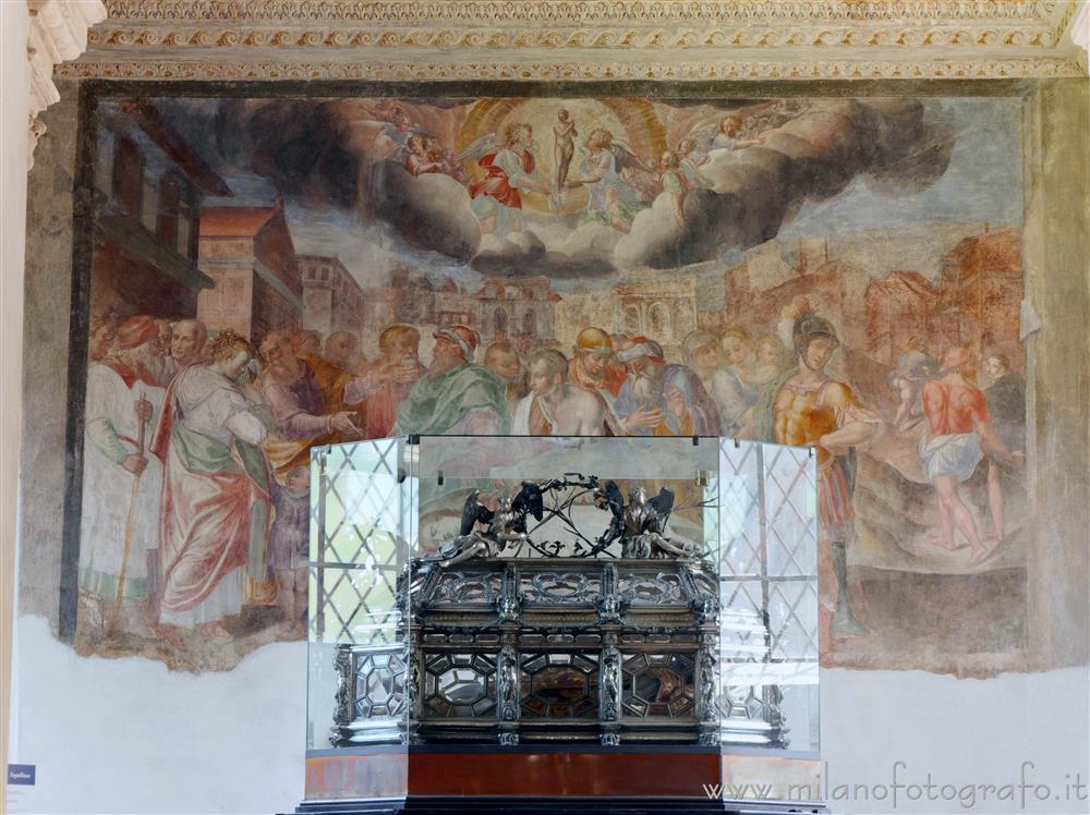 Milano - Ritrovamento del corpo di Sant'Aquilino nella Basilica di San Lorenzo Maggiore